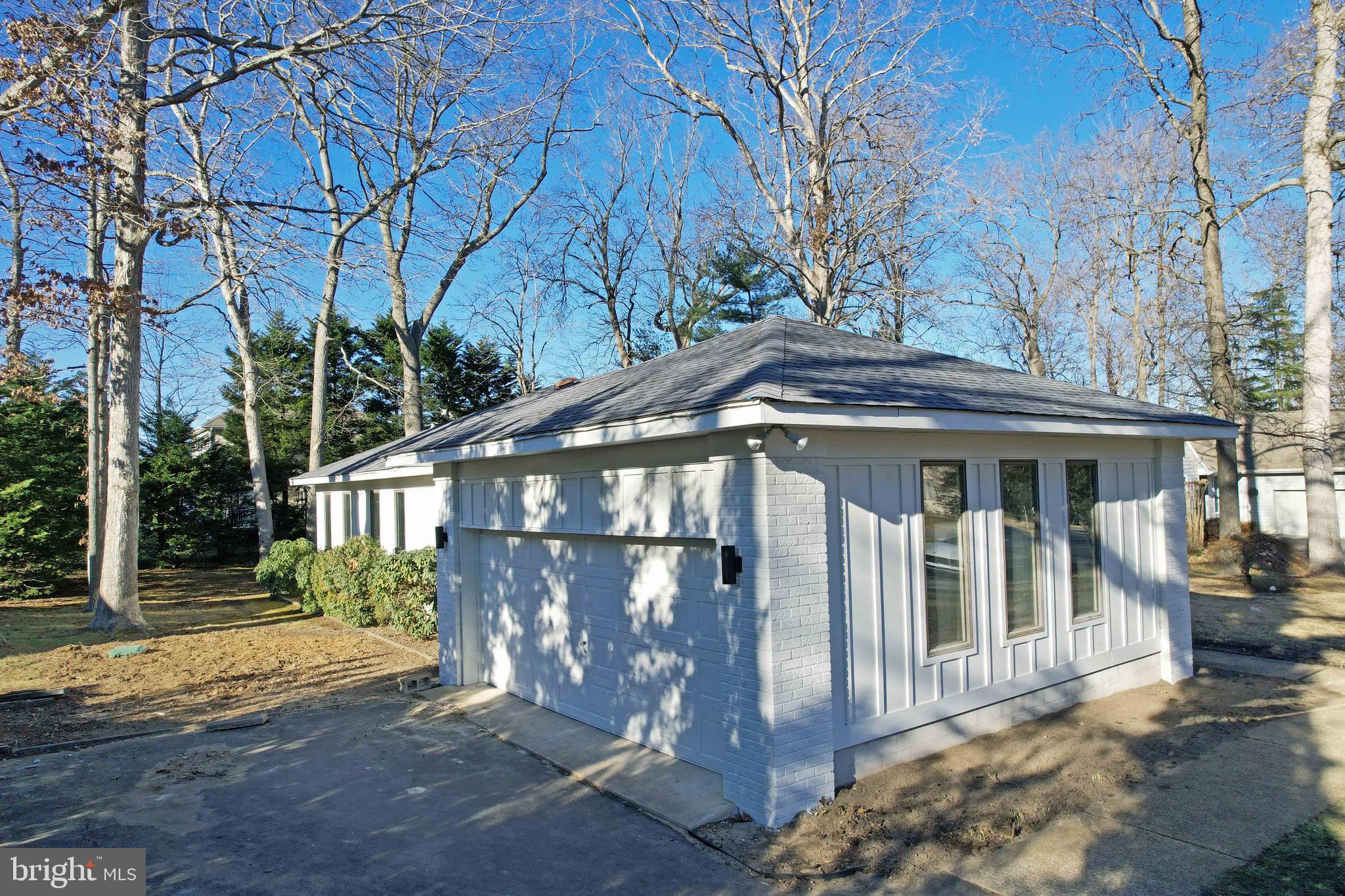27 Coventry Road Rehoboth Beach, DE 19971 - Photo 3 of 28 2 car garage