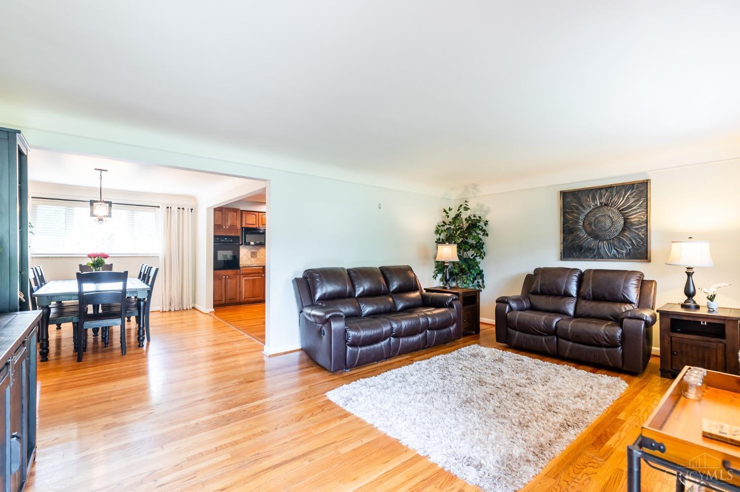 2530 Devils Backbone Road Cincinnati, OH 45233 - Photo 2 of 40 Gallery Image 2