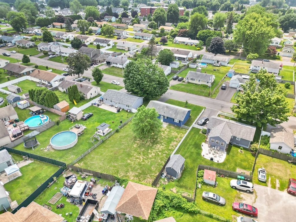 24 Daley Street Chicopee, MA 01013 - Photo 20 of 23