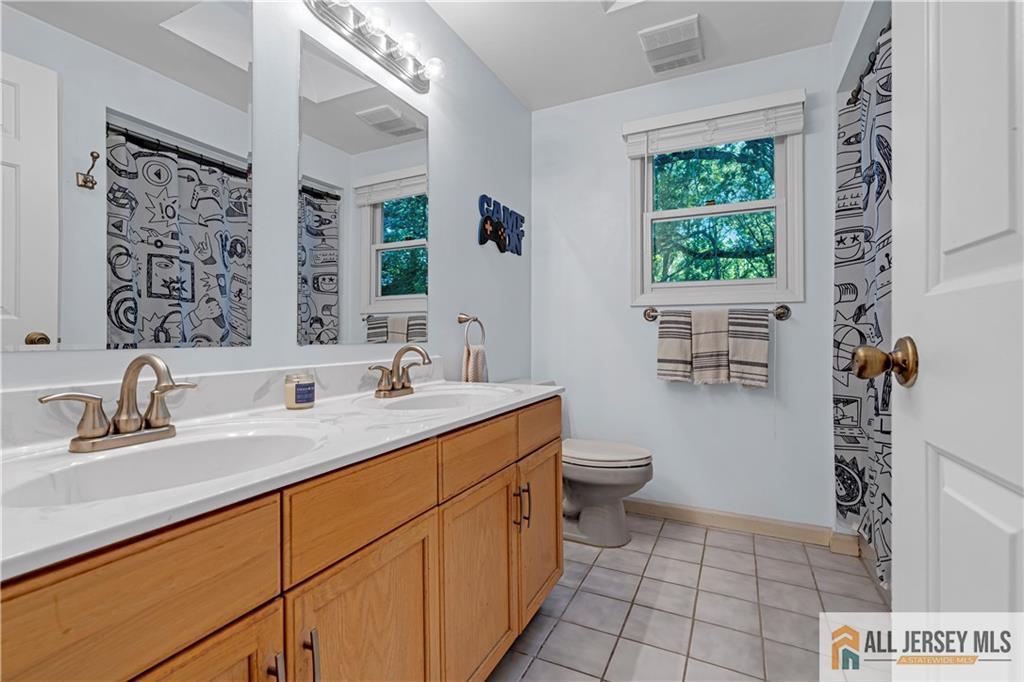 83 Hawkins Road Old Bridge, NJ 07726 - Photo 29 of 56 Gallery Image 29
