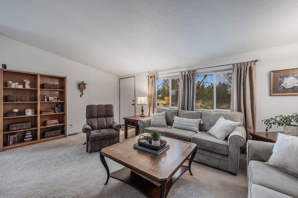4705 South Abbott Road Spokane, WA 99224 - Photo 6 of 48 Gallery Image 6