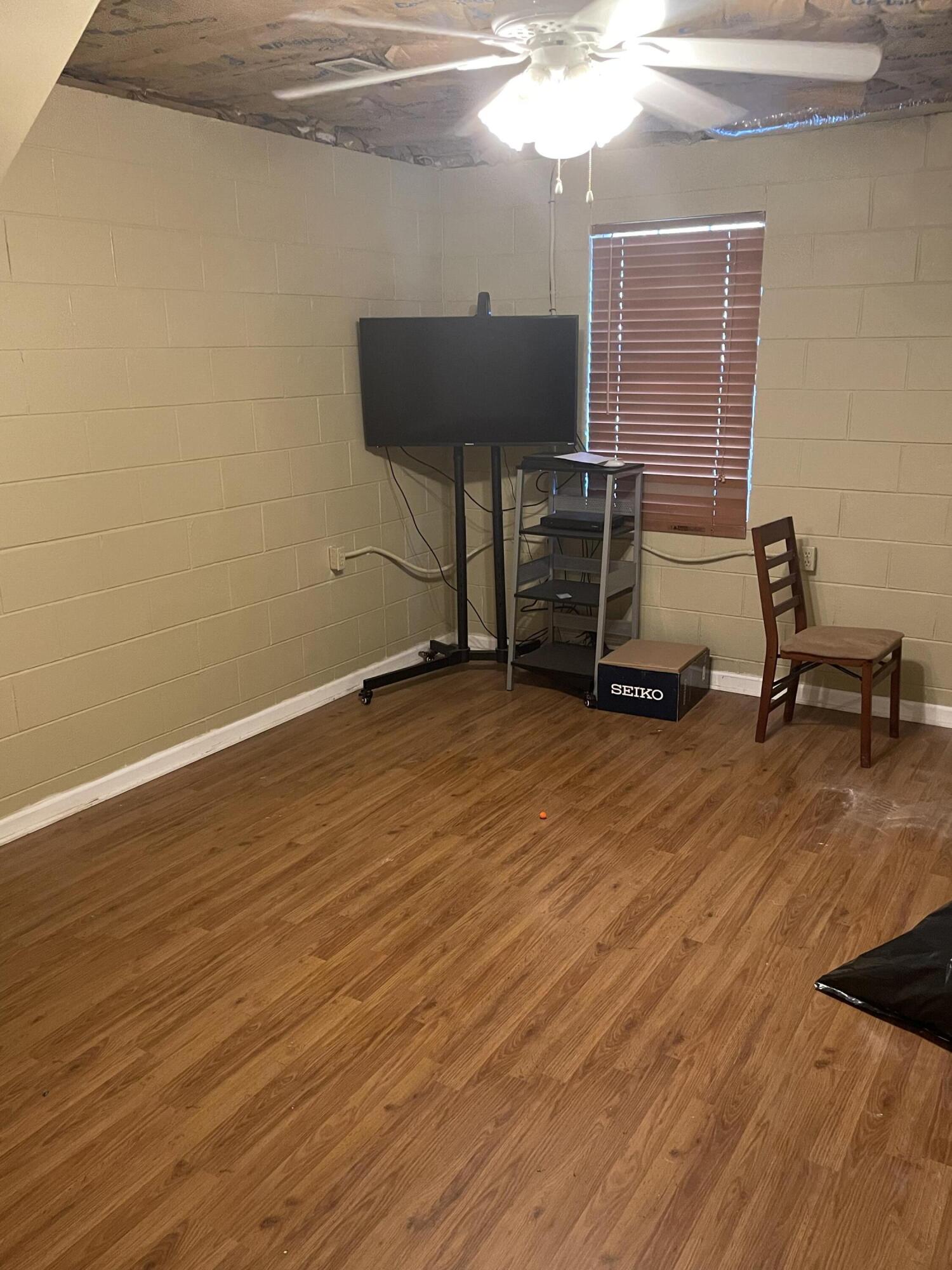 2050 Highland Road Maryville, TN 37801 - Photo 12 of 12 D799C958-8A1F-47E2-9440-28BBAF0E8F2F