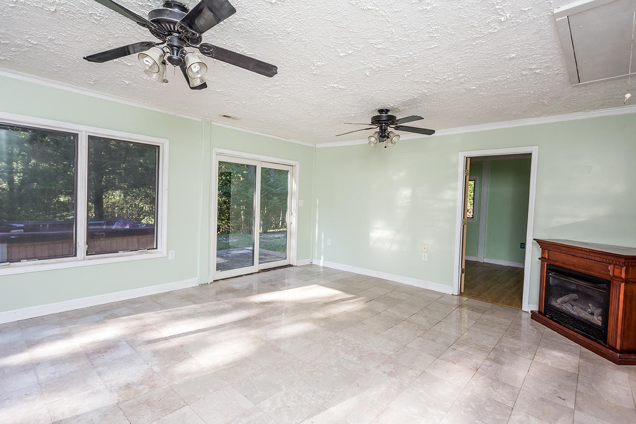 6617 Cooley Road Harrison, TN 37341 - Photo 5 of 13 sun room
