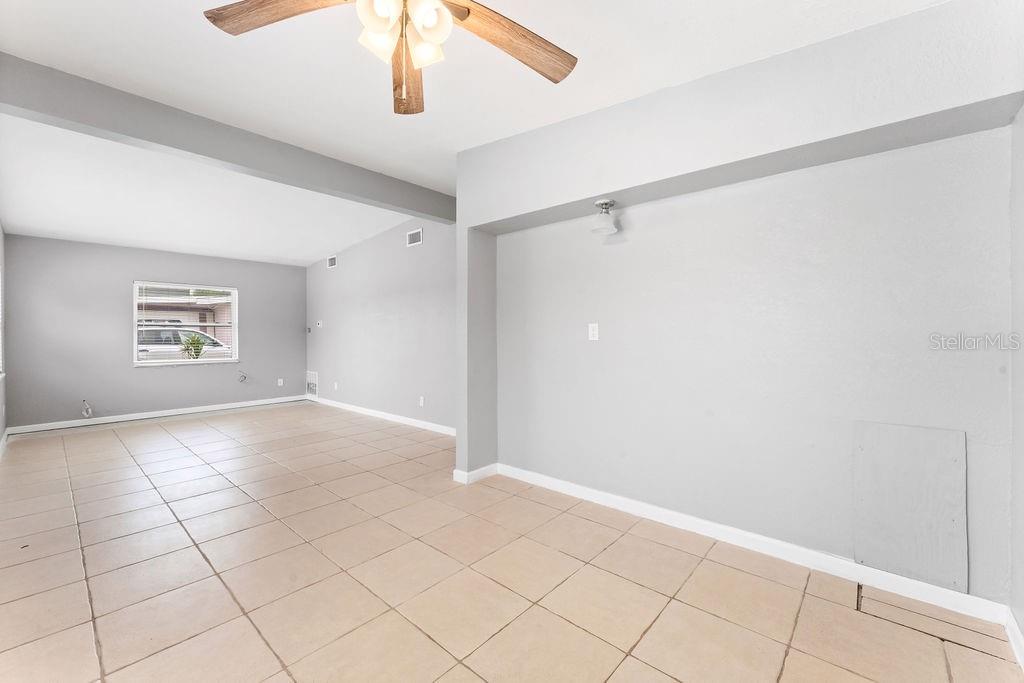 15398 2nd Street East Madeira Beach, FL 33708 - Photo 6 of 22