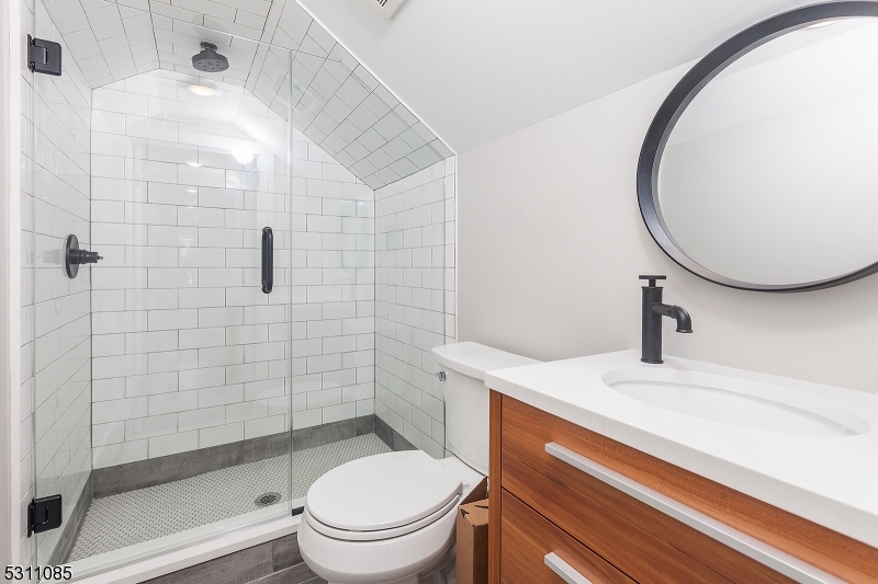 27 Mission Street, Unit 2 Montclair, NJ 07042 - Photo 15 of 18