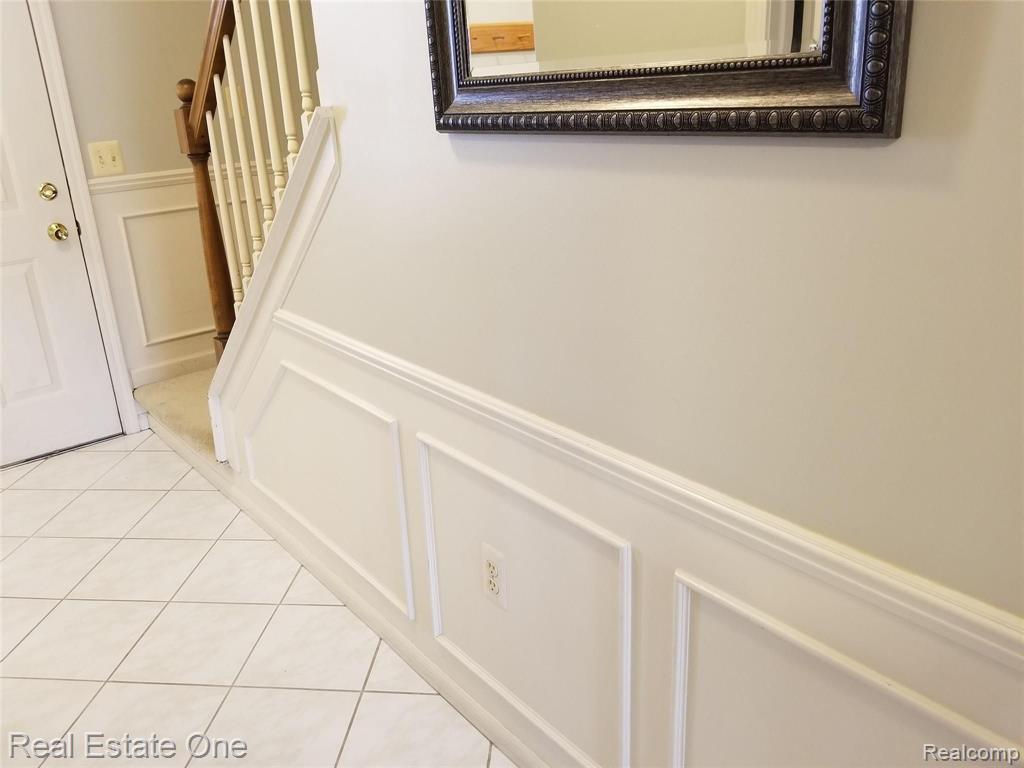 41507 Simcoe Drive Canton, MI 48188 - Photo 11 of 34