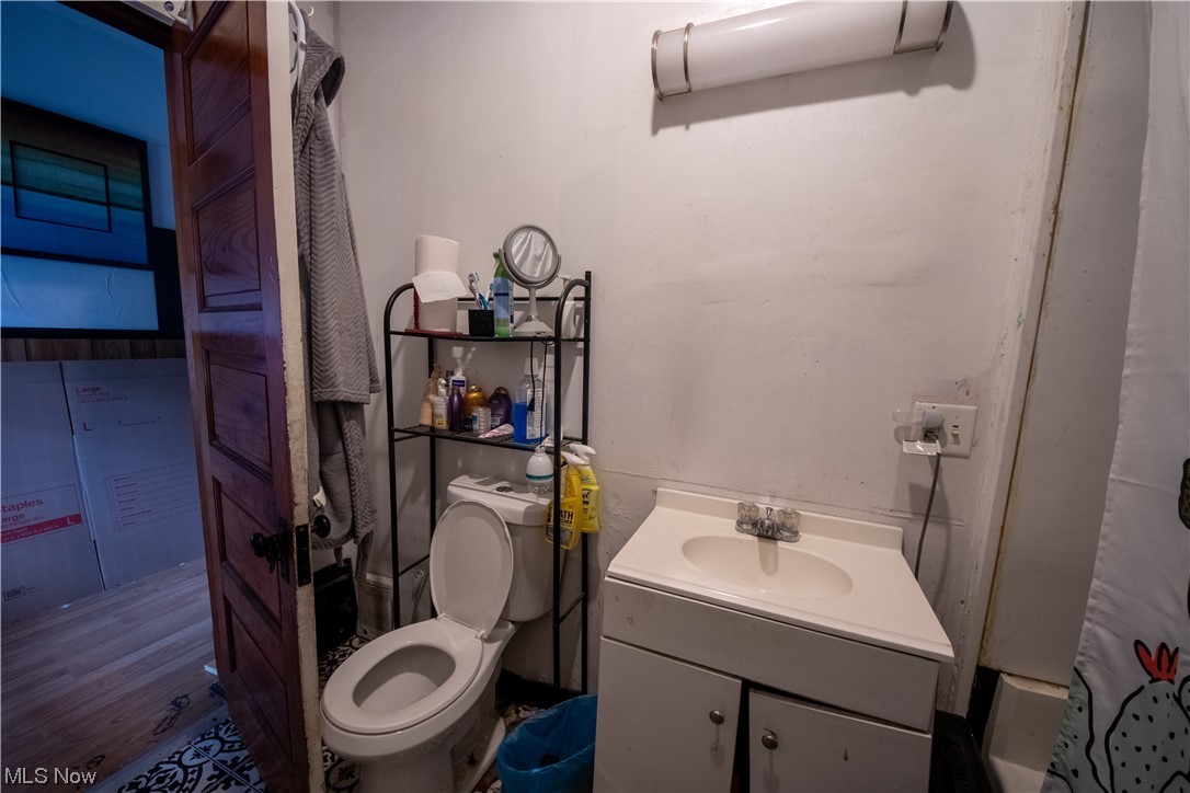1085 Addison Road Cleveland, OH 44103 - Photo 10 of 33 Gallery Image 10