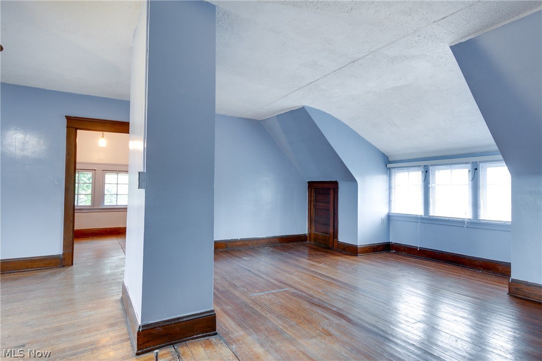 3262 Redwood Road Cleveland Heights, OH 44118 - Photo 21 of 23 4th bedroom on the 3rd level