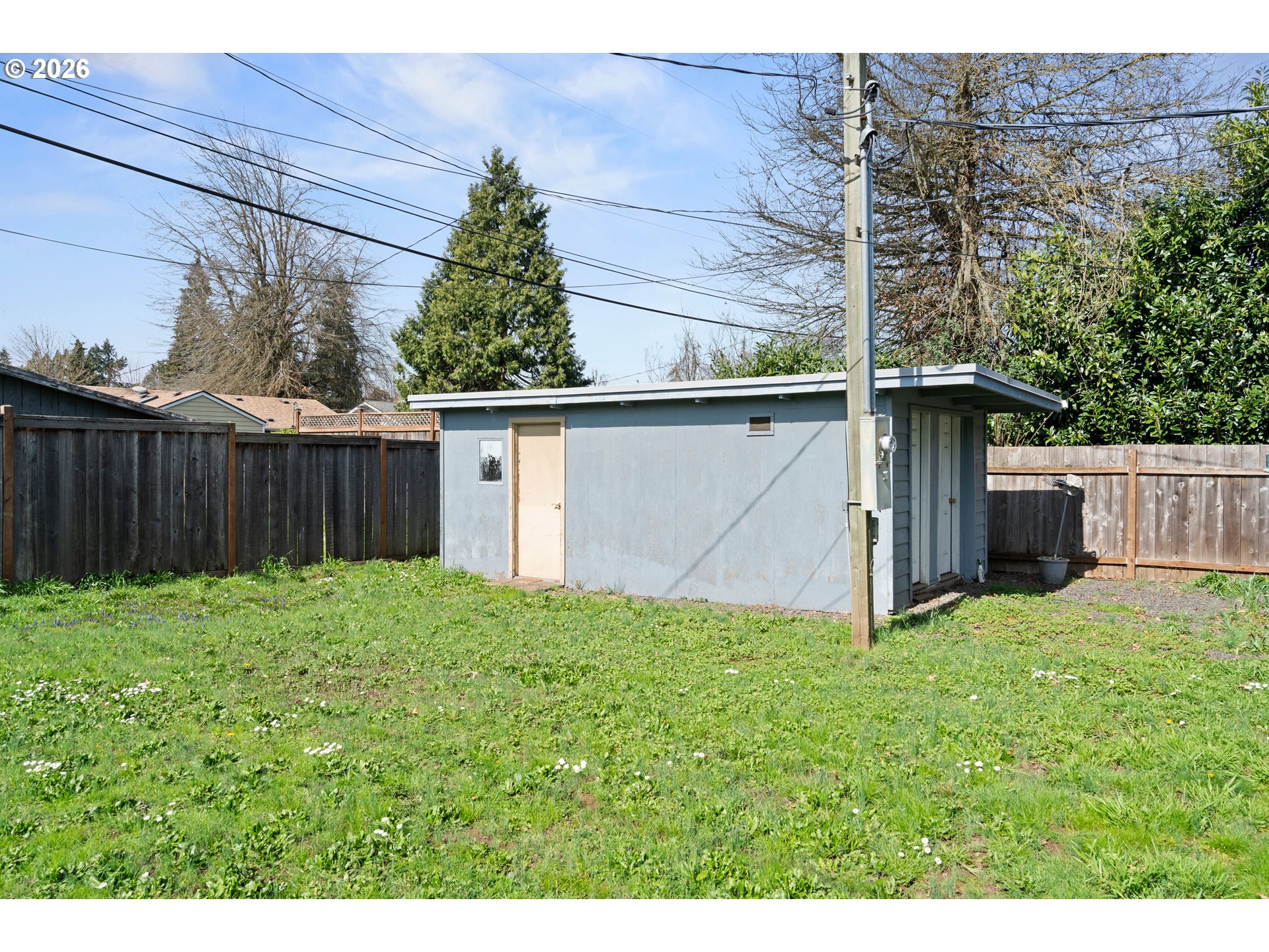 1566 Laura Street Springfield, OR 97477 - Photo 22 of 38