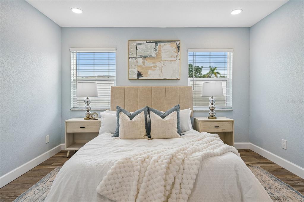 9725 48th Place North St. Petersburg, FL 33708 - Photo 22 of 51