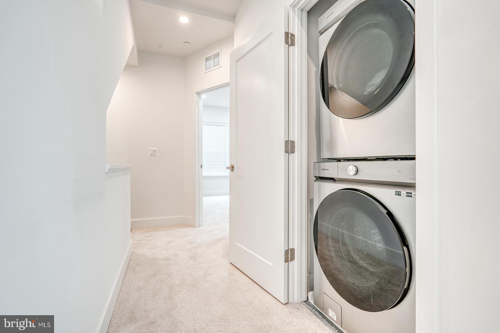 5345 Zenith Overlook Bethesda, MD 20816 - Photo 43 of 53 a view of a hallway with washer and dryer