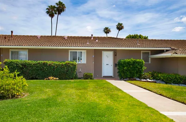 $2,550 | 941 La Fiesta Way, San Marcos, CA 92078