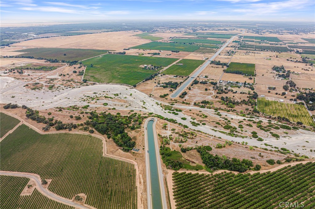 24154 Maria Avenue Corning, CA 96021 - Photo 11 of 40 a view of a city