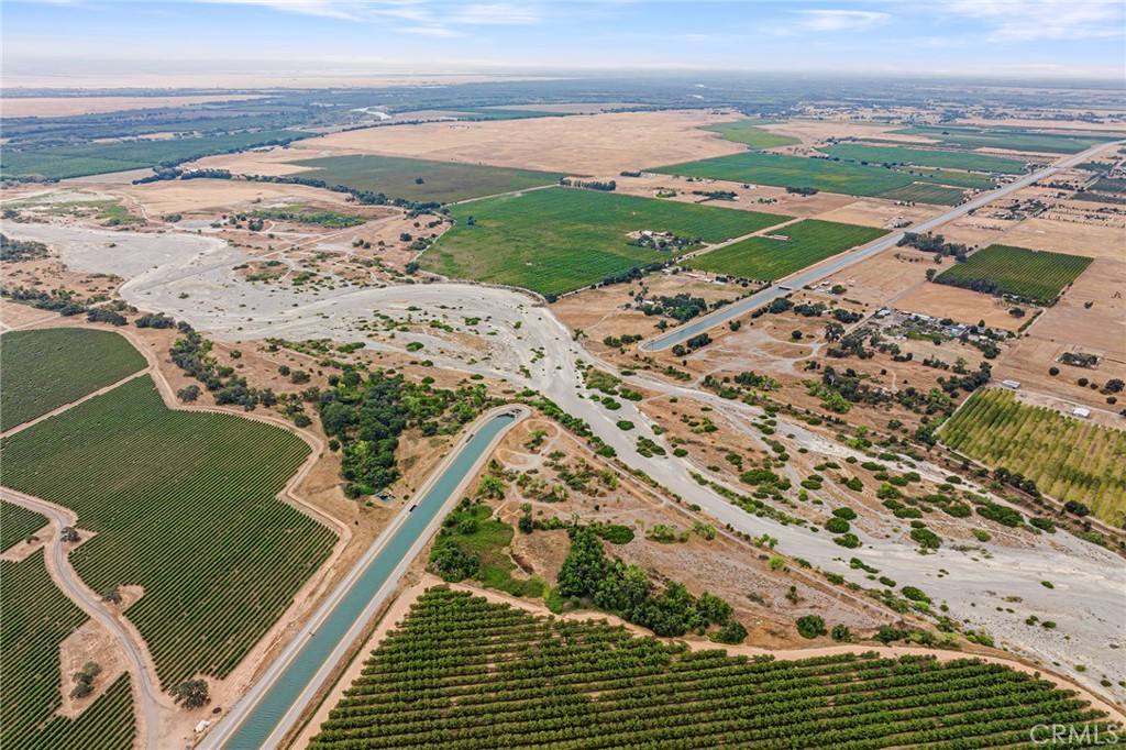 24154 Maria Avenue Corning, CA 96021 - Photo 13 of 40 a view of a city