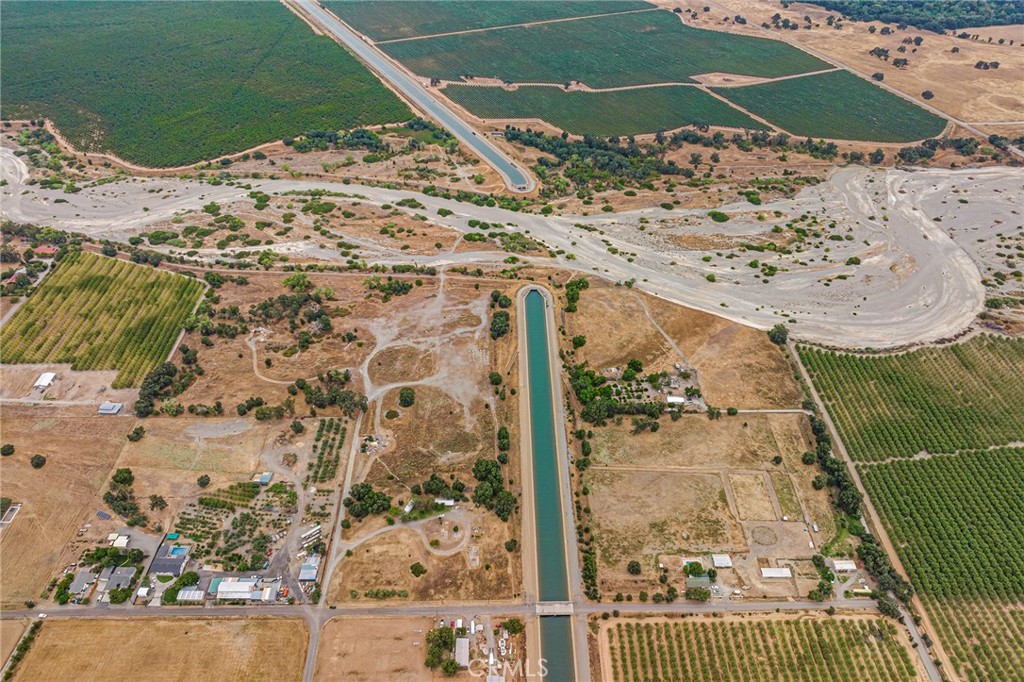 24154 Maria Avenue Corning, CA 96021 - Photo 20 of 40 a view of a backyard of the house