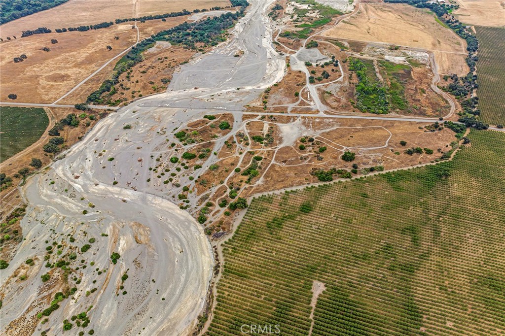 24154 Maria Avenue Corning, CA 96021 - Photo 22 of 40