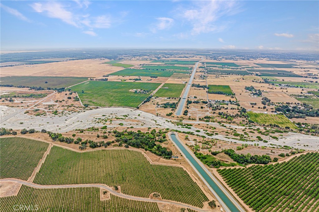 24154 Maria Avenue Corning, CA 96021 - Photo 9 of 40 a view of an ocean view