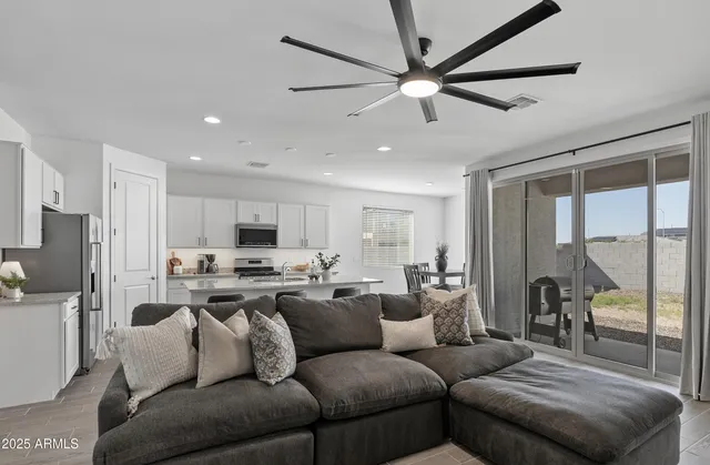 $2,495 | 11224 Unger Avenue, Mesa, AZ 85212