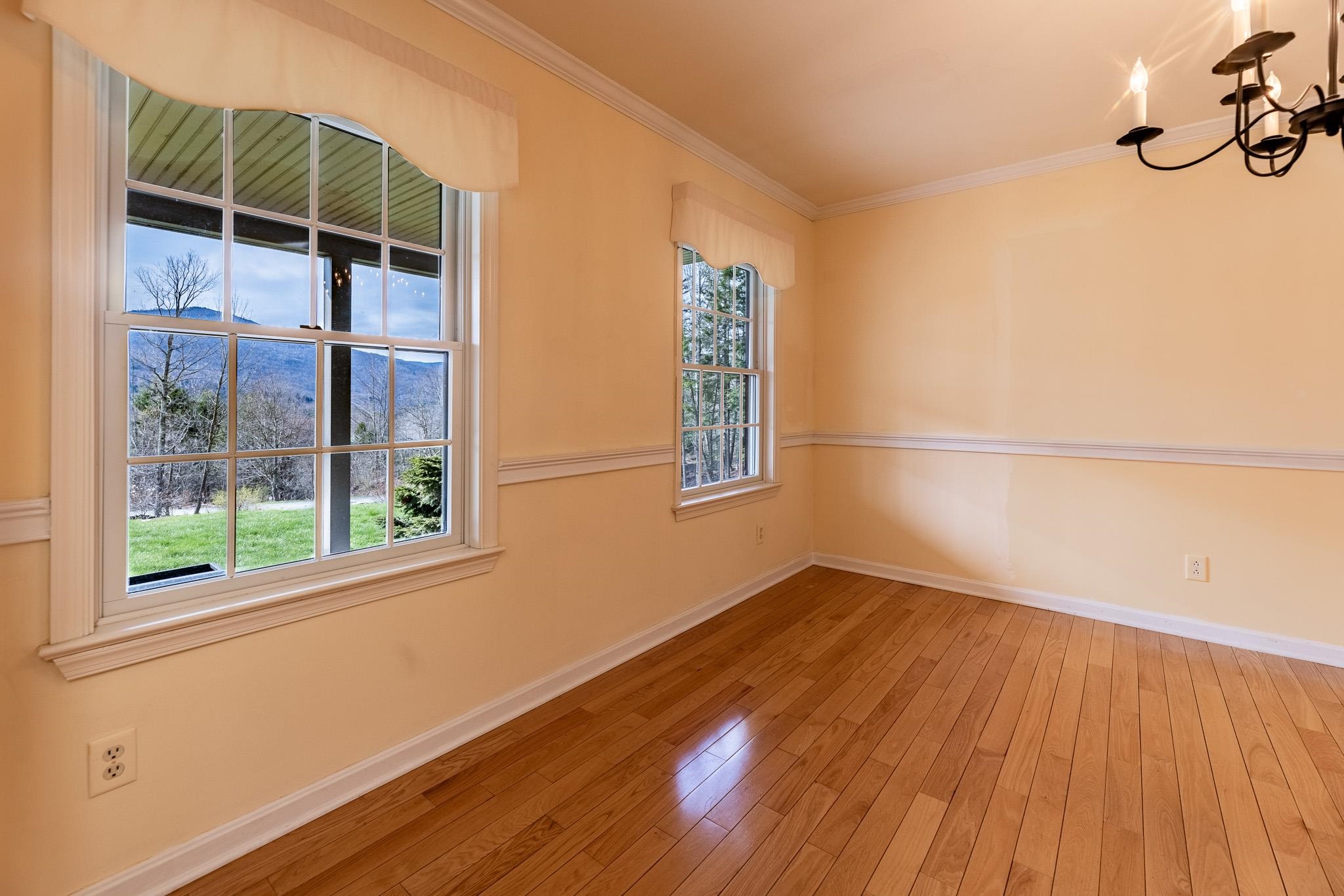 629 North Bridgewater Road Bridgewater, VT 05034 - Photo 5 of 39