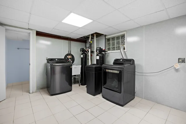 a picture of floor plan