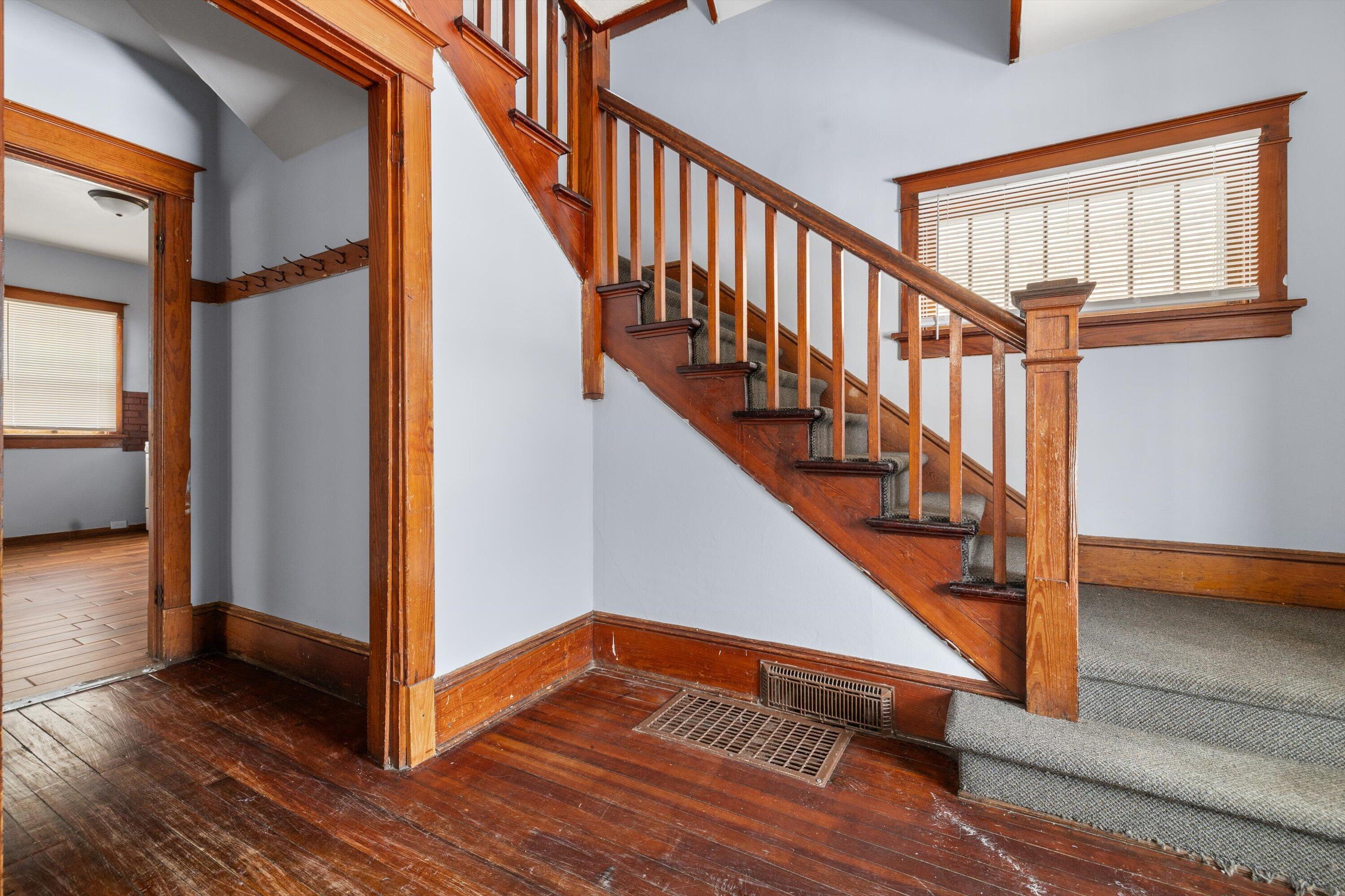 6806 Sheridan Road Kenosha, WI 53143 - Photo 18 of 36 Foyer to Upstairs