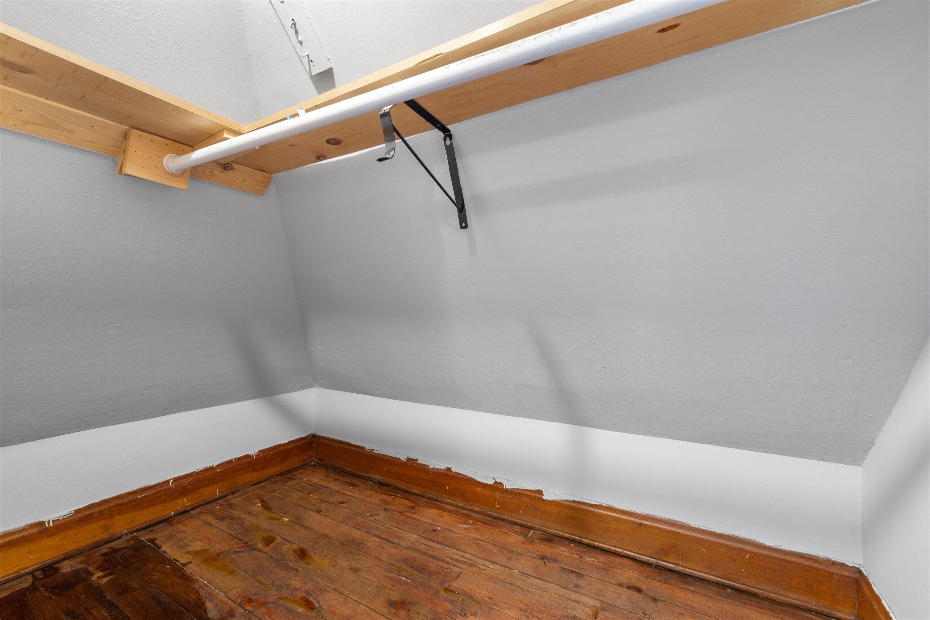 6806 Sheridan Road Kenosha, WI 53143 - Photo 24 of 36 Bedroom 2 Walk-in Closet