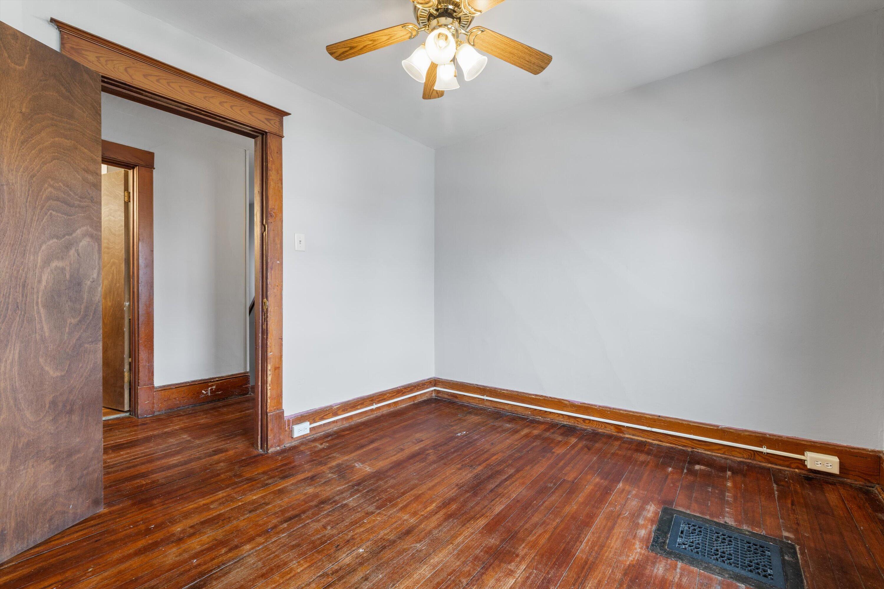 6806 Sheridan Road Kenosha, WI 53143 - Photo 26 of 36 Bedroom 3 w/Hardwood Floors