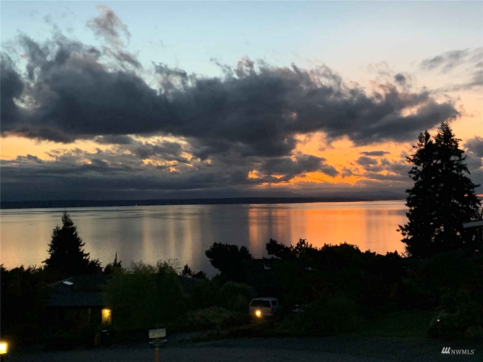 7018 150th Place Southwest Edmonds, WA 98026 - Photo 11 of 40