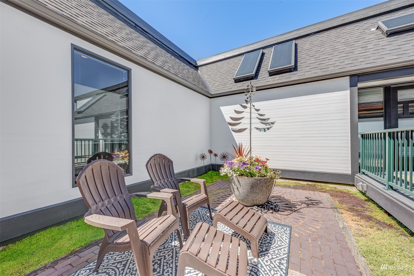 7018 150th Place Southwest Edmonds, WA 98026 - Photo 12 of 40