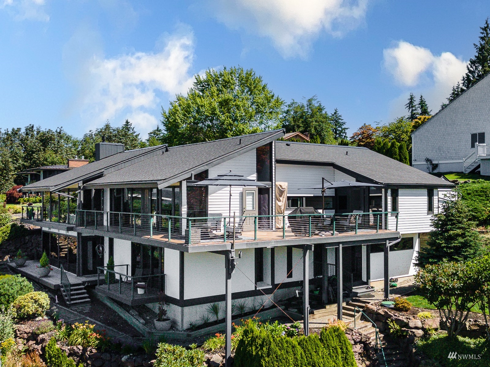 7018 150th Place Southwest Edmonds, WA 98026 - Photo 3 of 40