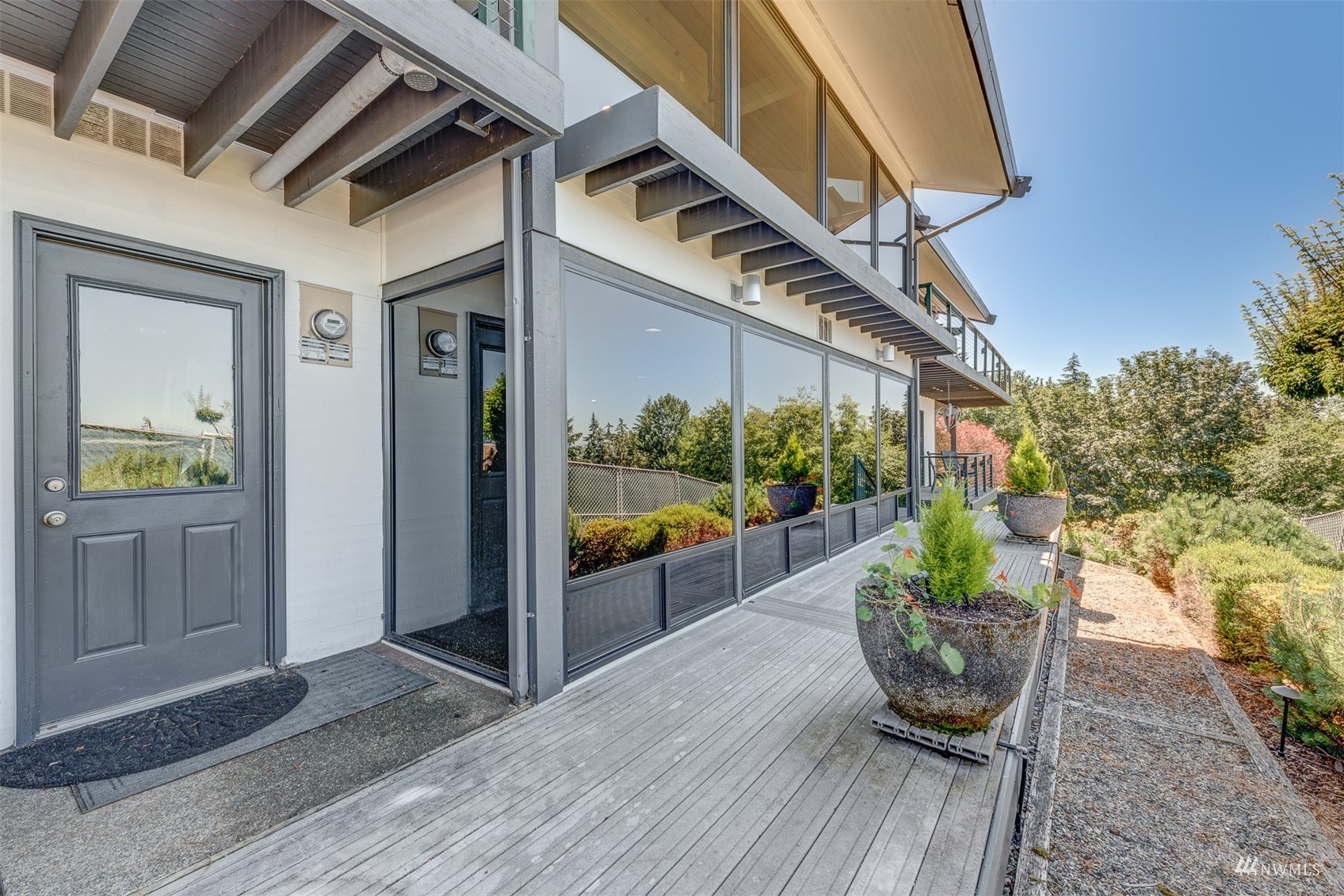 7018 150th Place Southwest Edmonds, WA 98026 - Photo 6 of 40