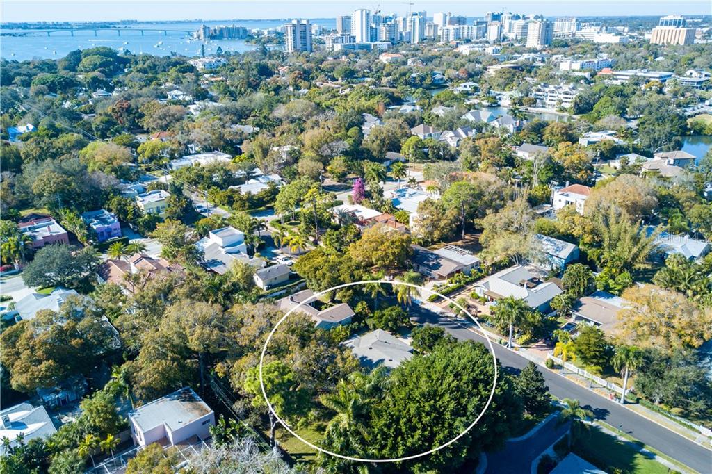 Quintessentially, one of the most desirable neighborhoods in Sarasota, Avondale! This West of Trail home is located - right in the hub of some of the best parts of Sarasota!  Just a few minutes in every direction, there is an array of shopping, dining and entertainment in the Southside Village, Burns Court, Downtown, Bayfront, Selby Gardens and more!