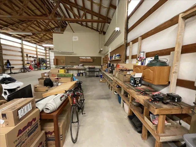 $624,900 | 33521 North Charby Lane, Deer Park, WA 99006