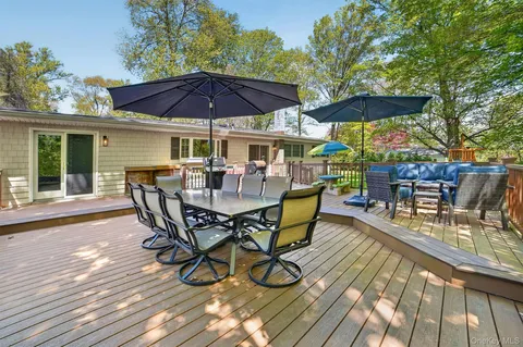 $699,000 | 2864 Hedwig Drive, Yorktown Heights, NY 10598