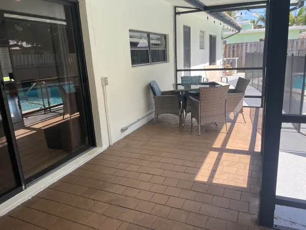 $4,499 | 2620 Northeast 19th Street, Pompano Beach, FL 33062