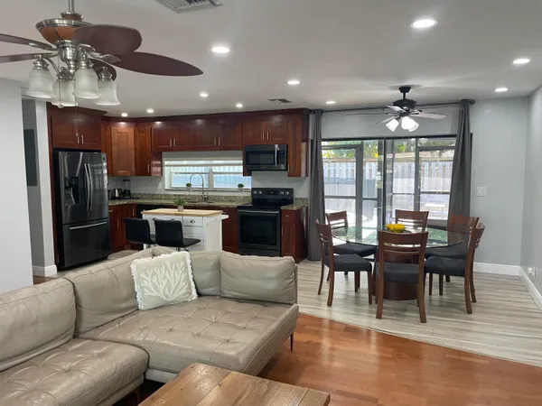 $4,499 | 2620 Northeast 19th Street, Pompano Beach, FL 33062
