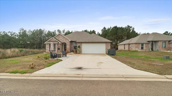 $259,000 | 640 Statesman Drive, Byram, MS 39272