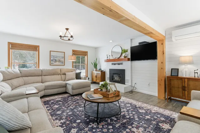 $689,000 | 332 Stetson Road, Lewiston, ME 04240