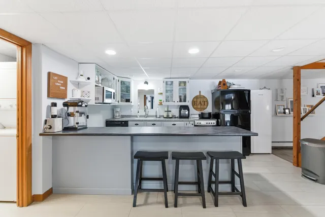 $689,000 | 332 Stetson Road, Lewiston, ME 04240