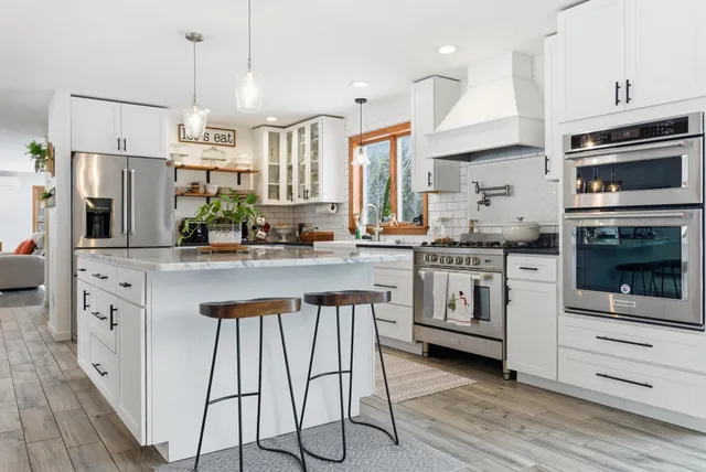 $689,000 | 332 Stetson Road, Lewiston, ME 04240