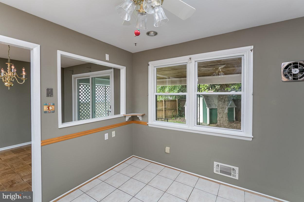 2113 Cider Mill Road Baltimore, MD 21234 - Photo 12 of 30 Kitchen
