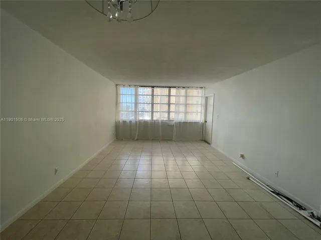 $1,800 | 1817 South Ocean Drive, Unit 226, Hallandale Beach, FL 33009