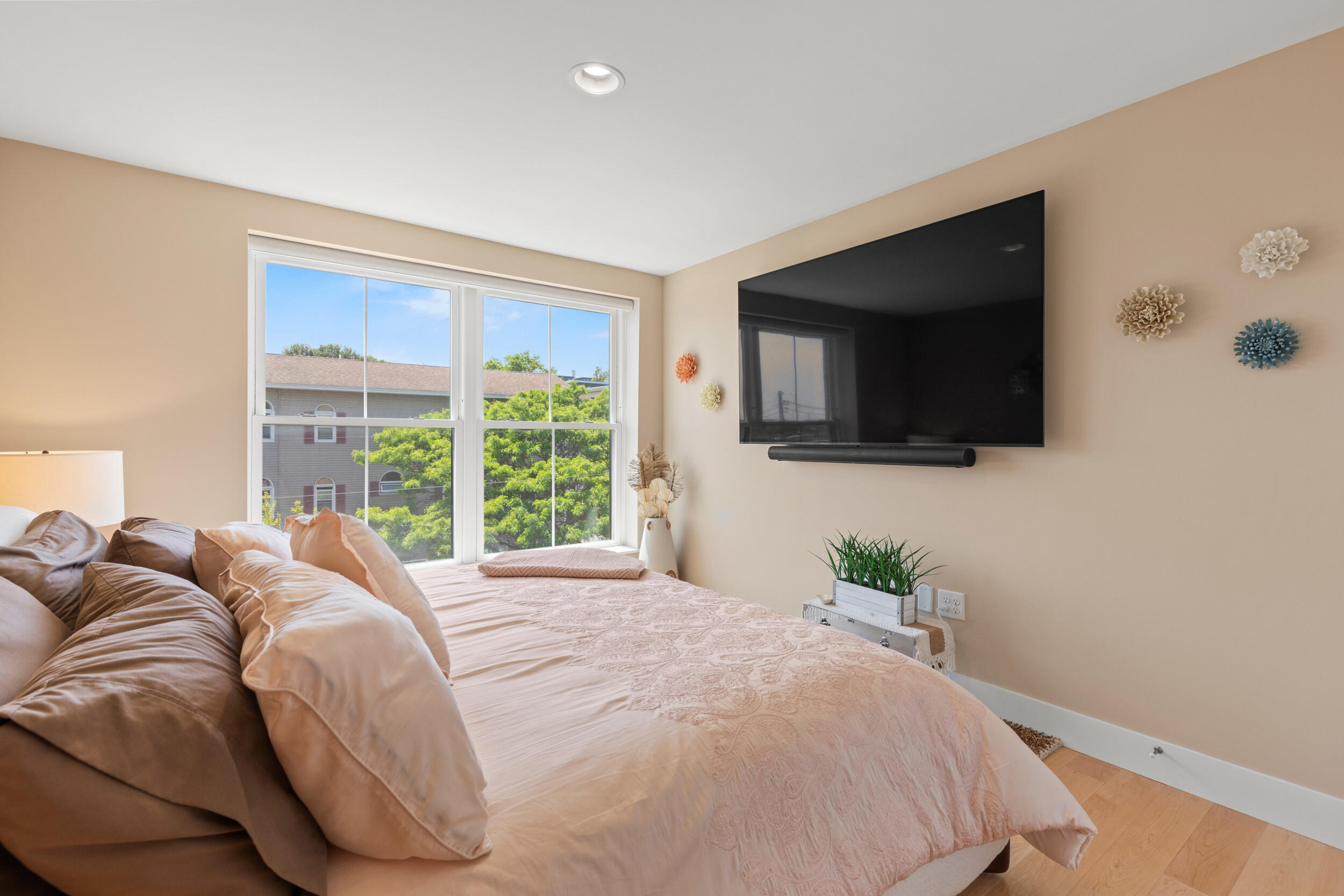 25 High Street, Unit 402 Portland, ME 04101 - Photo 14 of 35 25 high street portland18