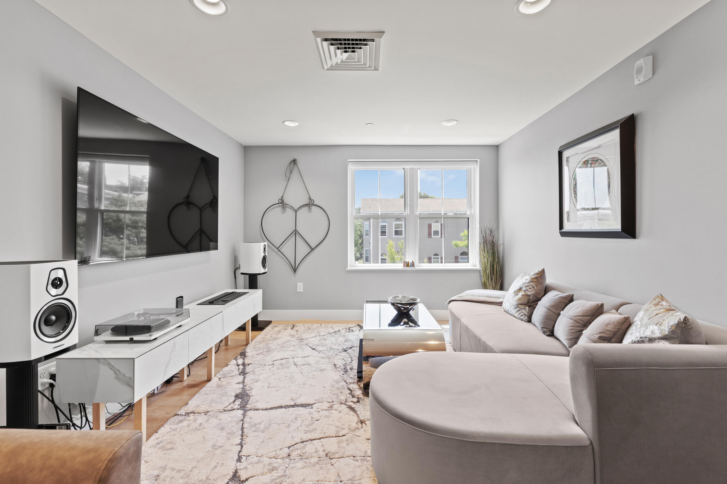 25 High Street, Unit 402 Portland, ME 04101 - Photo 10 of 35 25 high street portland10