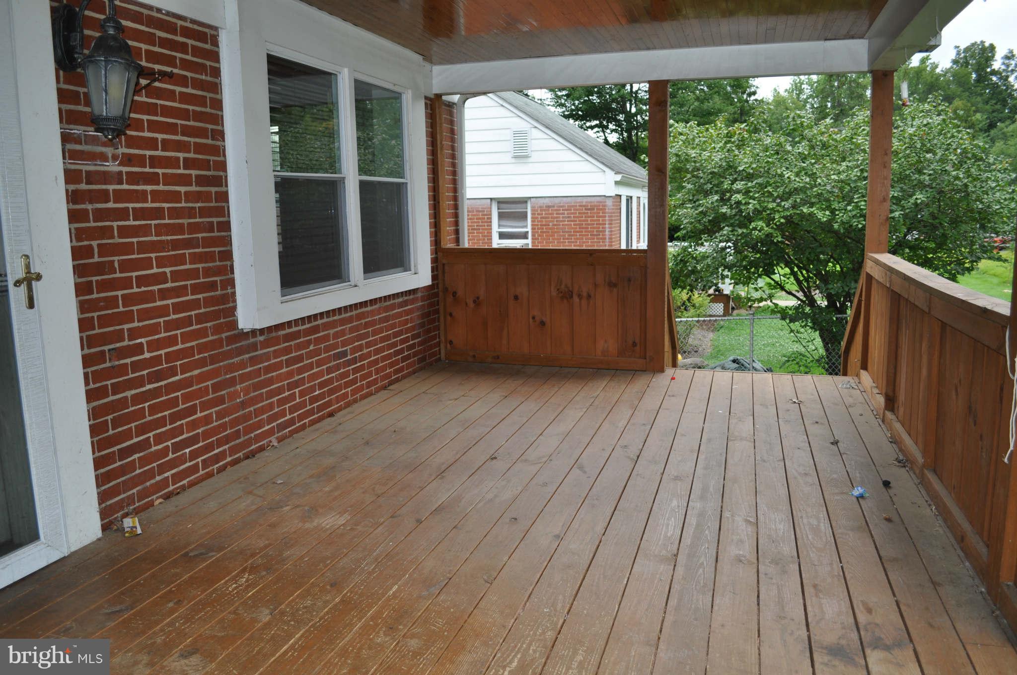 1016 Kingston Road Baltimore, MD 21208 - Photo 17 of 22 Exterior (Front)