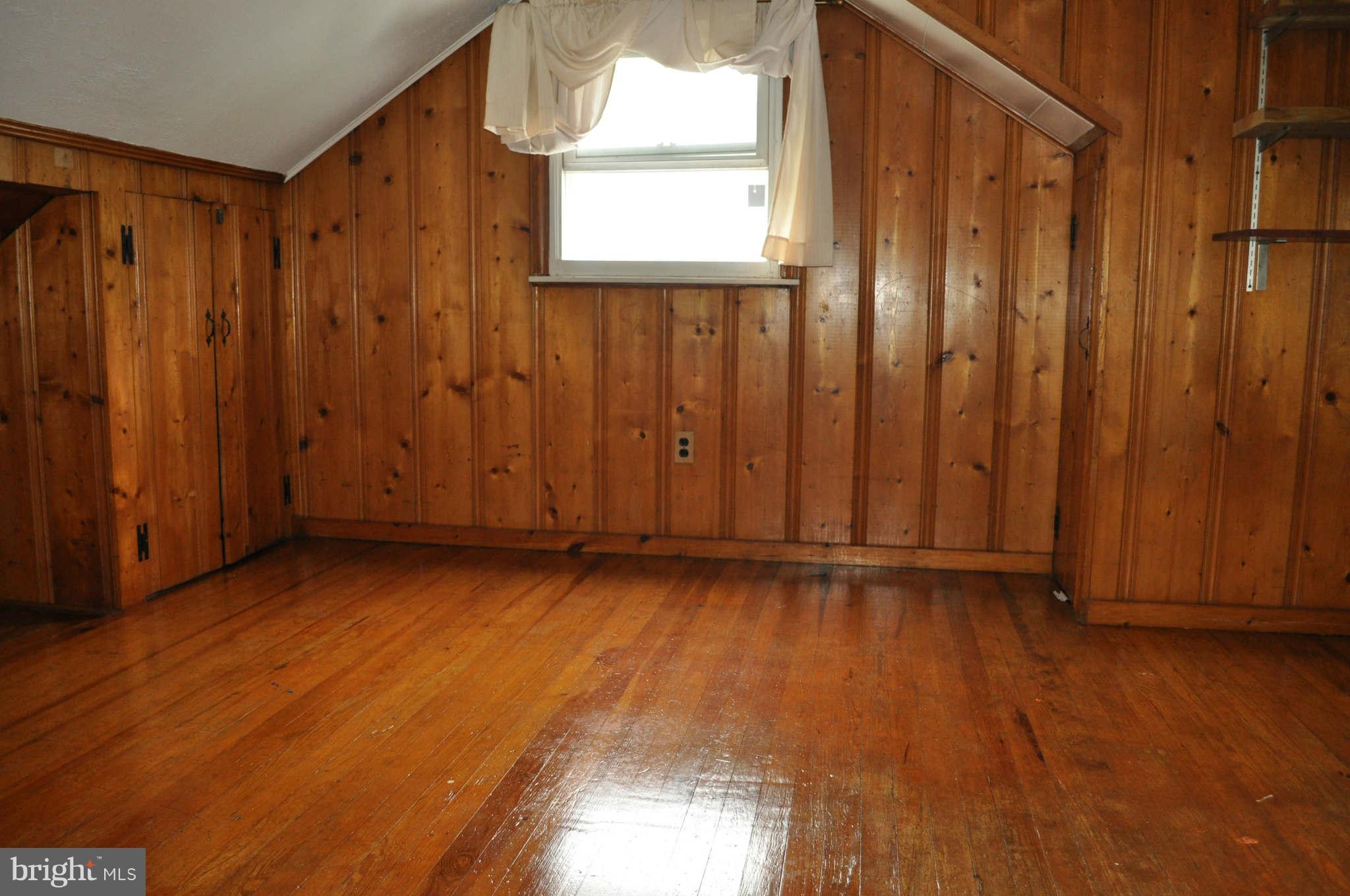 1016 Kingston Road Baltimore, MD 21208 - Photo 9 of 22 Bedroom