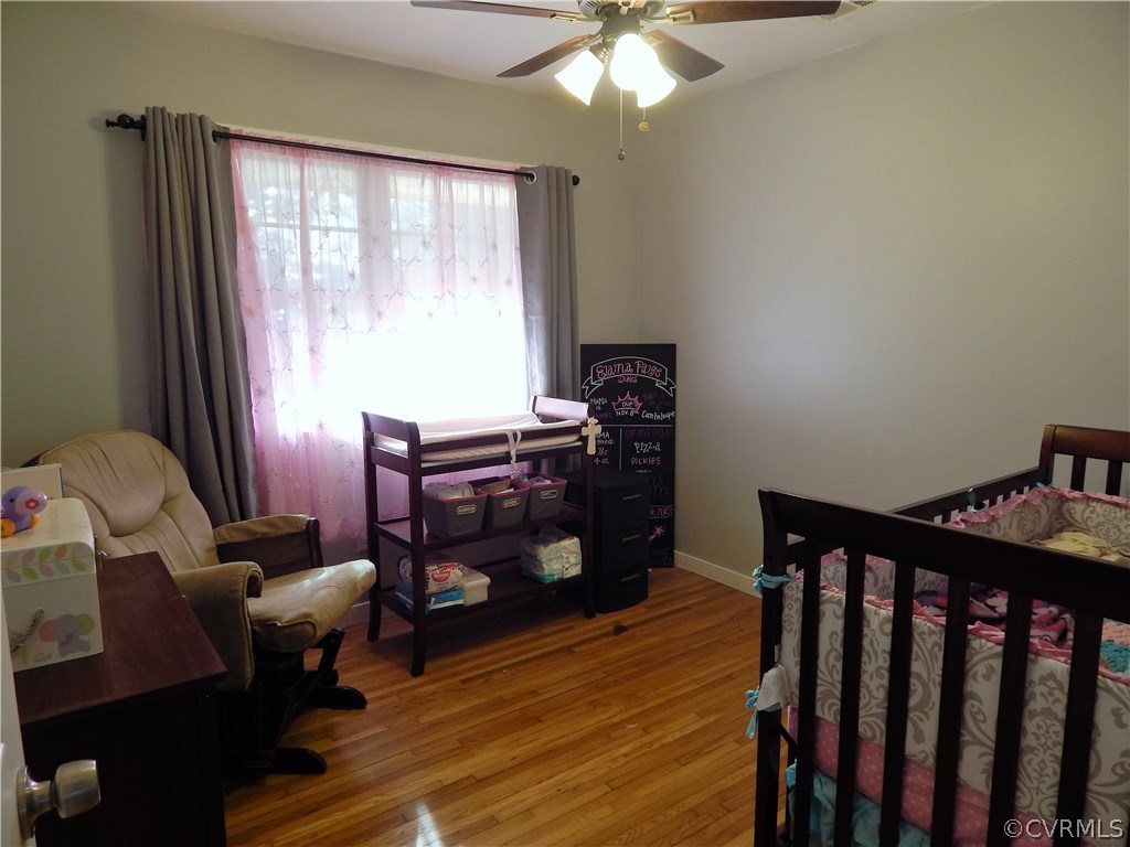 20133 Beaver Dam Road Beaverdam, VA 23015 - Photo 11 of 26 Bedroom #2 has a ceiling fan and double windows.