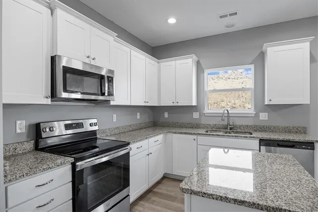 $350,000 | 2814 North 100 Street, Kansas City, KS 66109