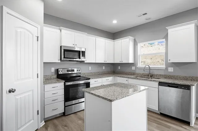 $350,000 | 2814 North 100 Street, Kansas City, KS 66109