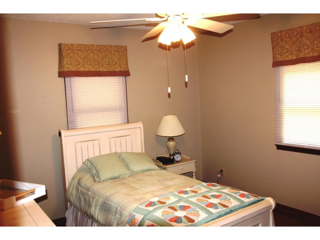 6909 Big Dry Run Road Butler, TN 37640 - Photo 12 of 25 BEDROOM